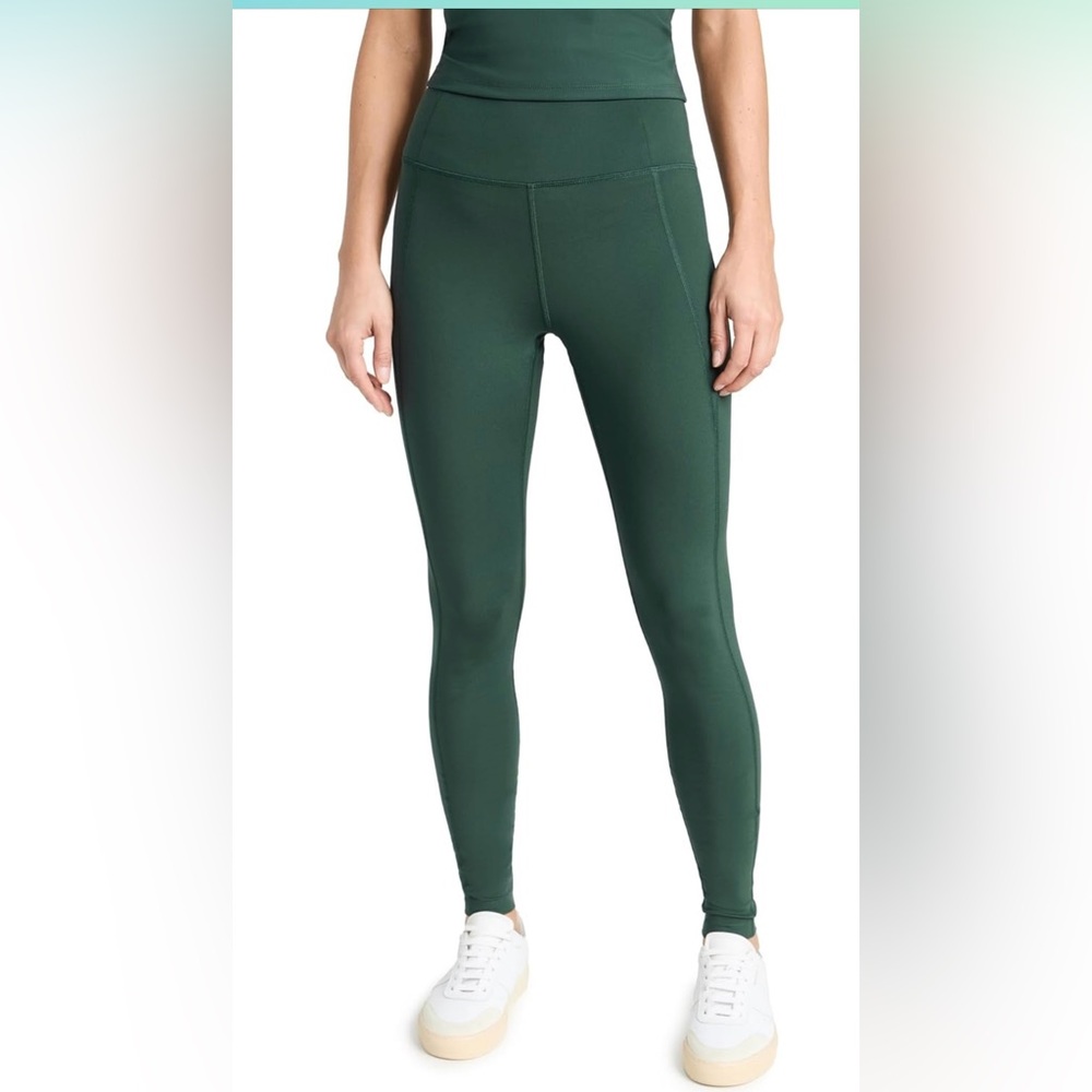 Girlfriend Collective Moss Green set